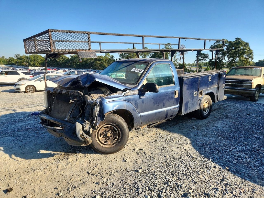 Vue de 2015 FORD F250 SUPER DUTY, angle 1