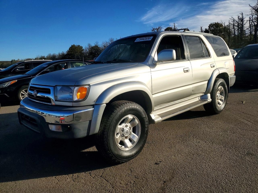 Вид 2000 TOYOTA 4RUNNER SR5, угол 1