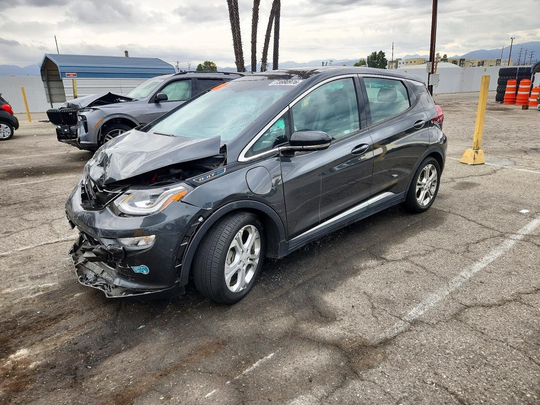 منظر 2019 CHEVROLET BOLT EV LT، زاوية 1