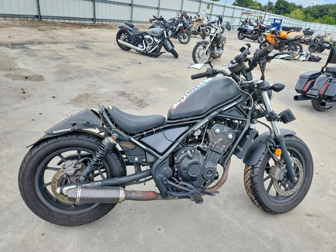 منظر 2017 HONDA CMX500، زاوية 1