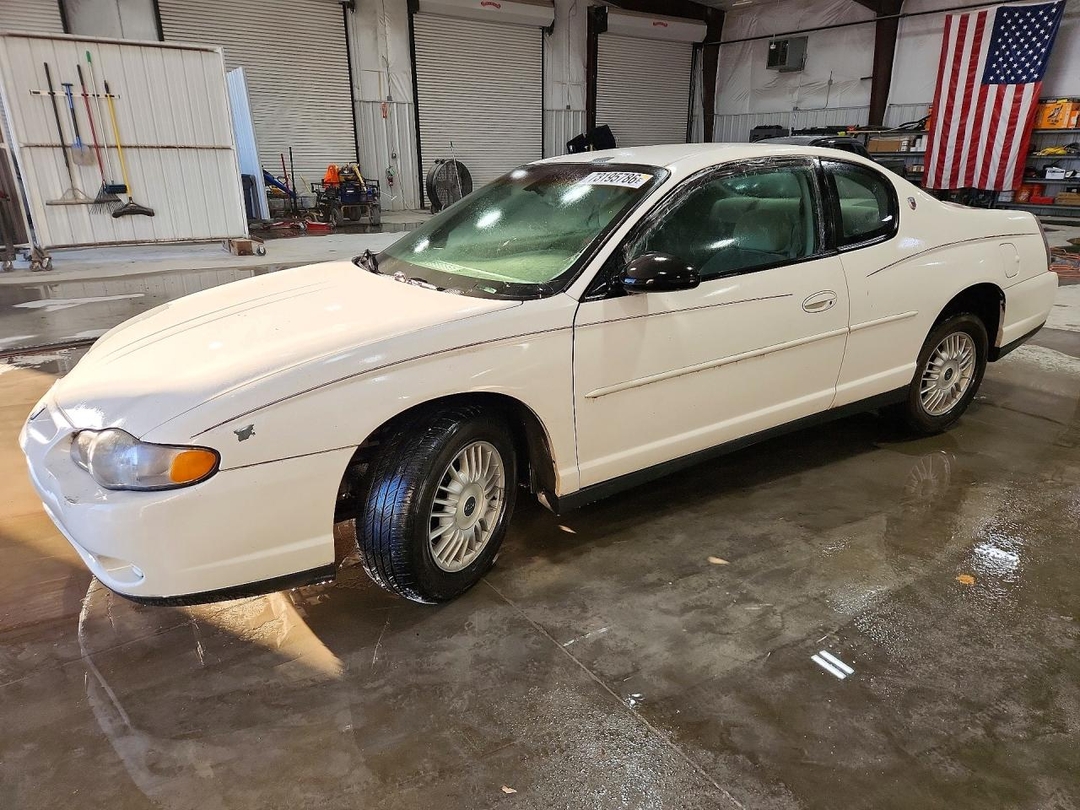Вид 2001 CHEVROLET MONTE CARLO LS, угол 1