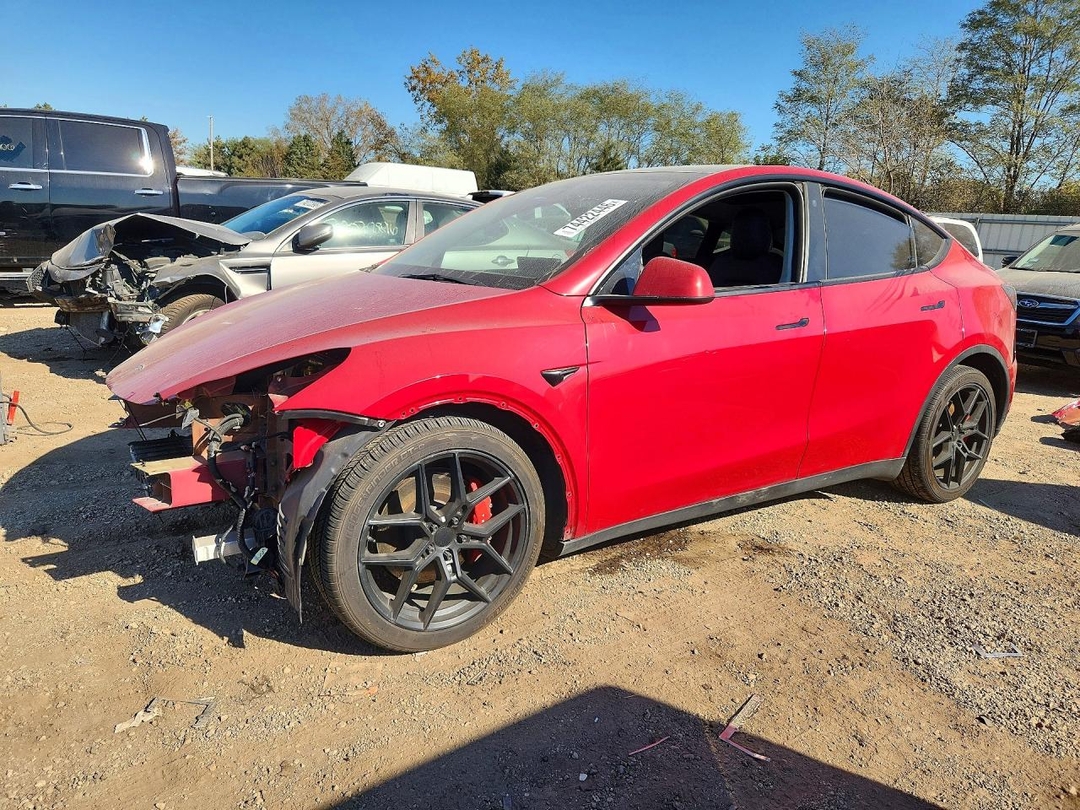 منظر 2022 TESLA MODEL Y، زاوية 1