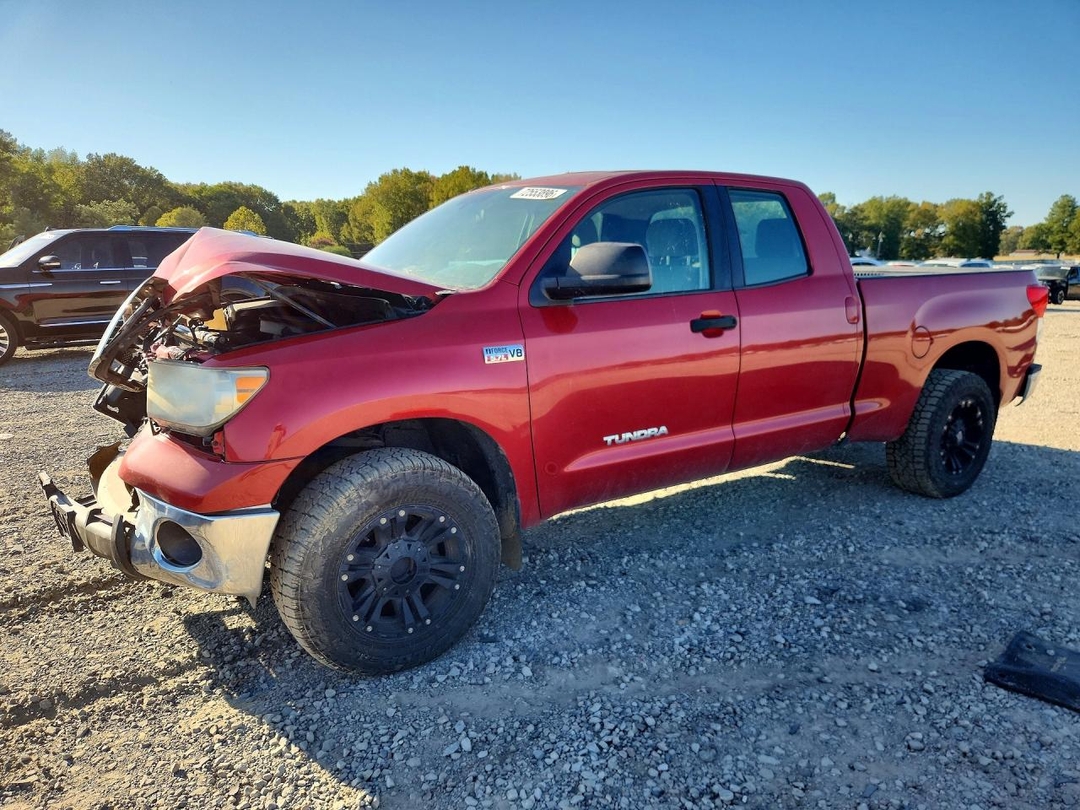 منظر 2013 TOYOTA TUNDRA DOUBLE CAB SR5، زاوية 1
