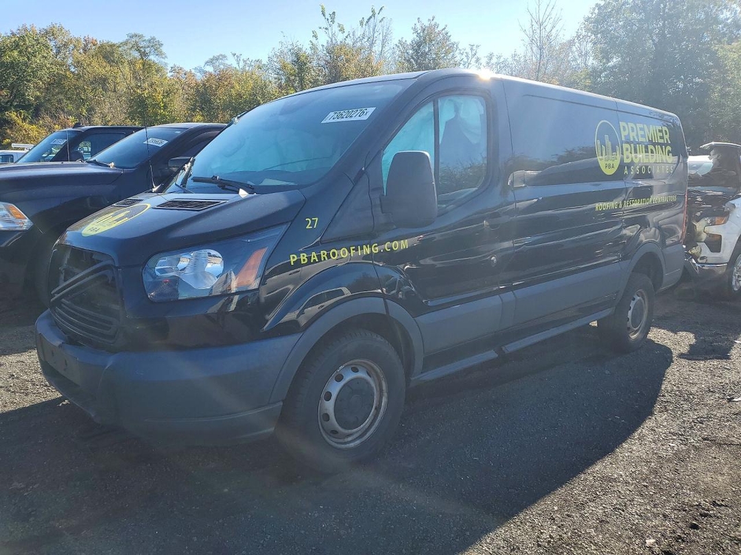 منظر 2018 FORD TRANSIT T-250، زاوية 1