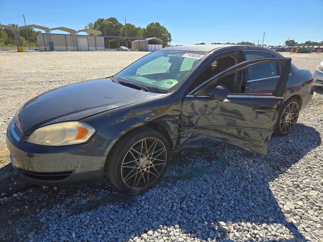 Vista de 2013 CHEVROLET IMPALA LT, ángulo 1
