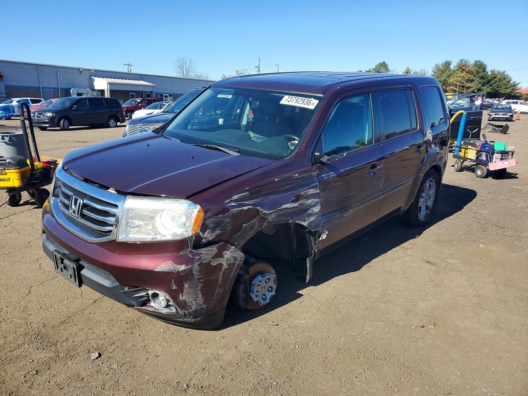 Vista de 2015 HONDA PILOT EXL, ángulo 1