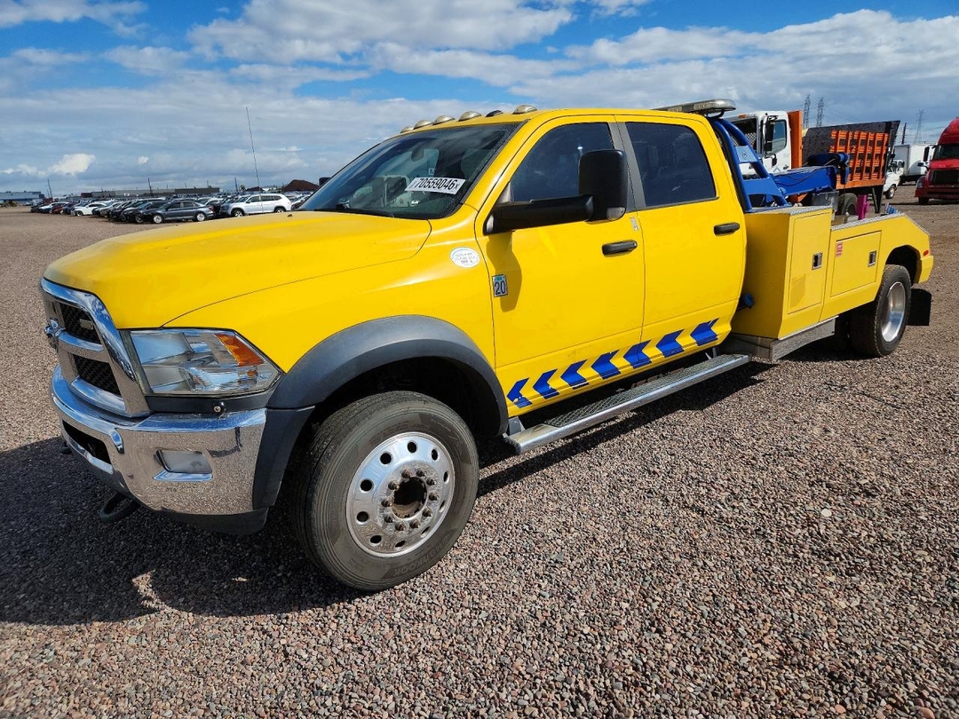 Vista de 2018 RAM 5500, ángulo 1