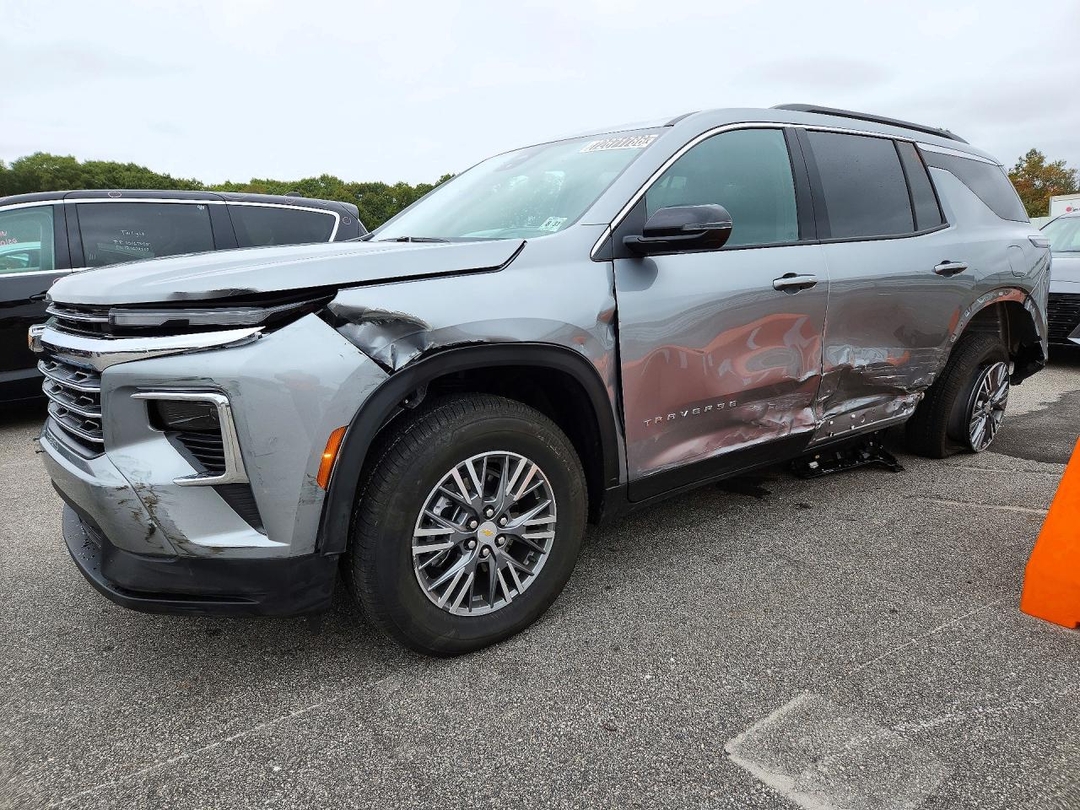 Вид 2027 CHEVROLET TRAVERSE LT, угол 1