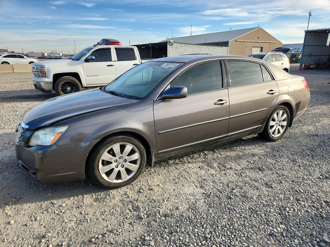 منظر 2007 TOYOTA AVALON XLS، زاوية 1