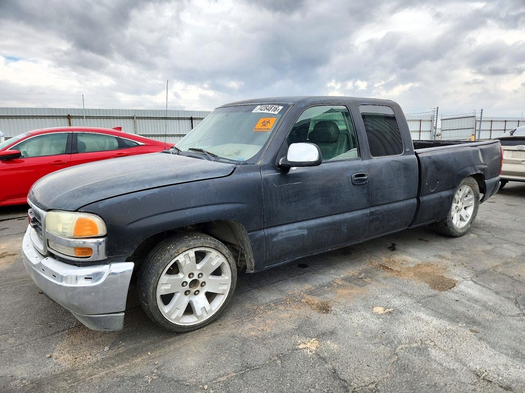Вид 1999 GMC NEW SIERRA C1500, угол 1