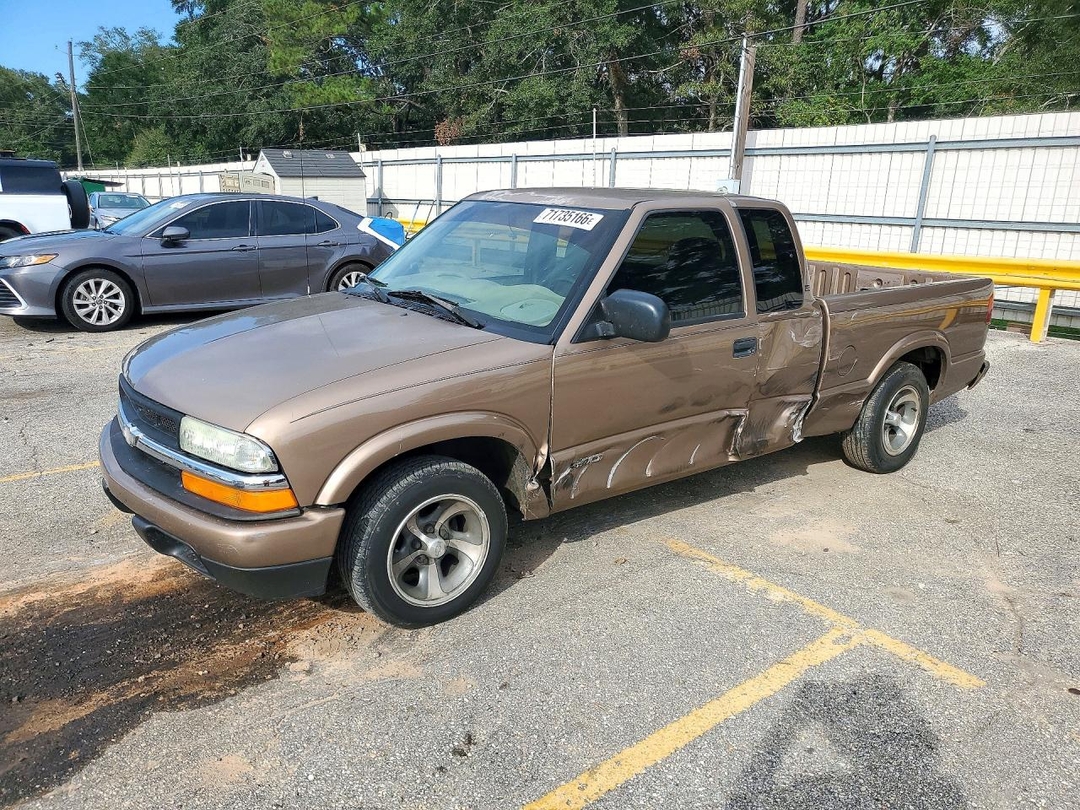 Vista de 2003 CHEVROLET S TRUCK S10, ángulo 1