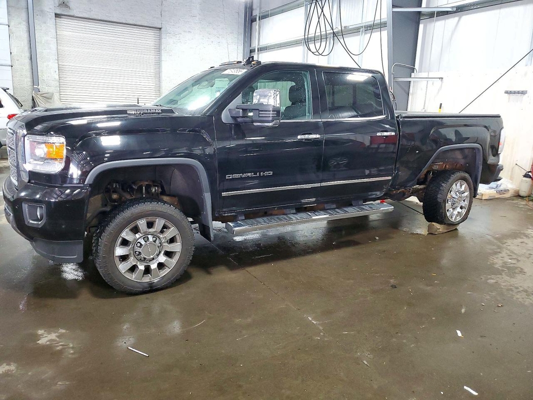Vedere 2018 GMC SIERRA K2500 DENALI, unghi 1