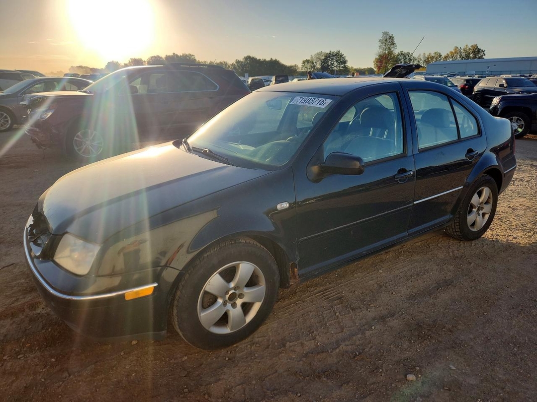 Vue de 2004 VOLKSWAGEN JETTA GLS TDI, angle 1