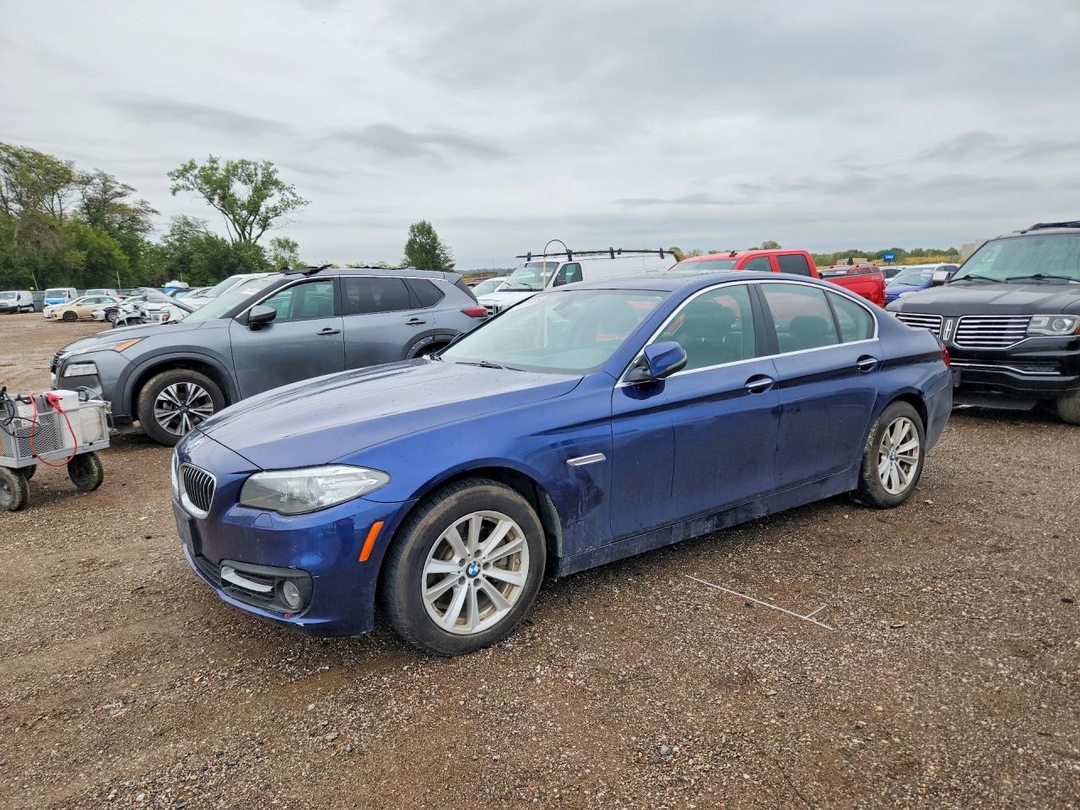Vedere 2016 BMW 528 XI, unghi 1