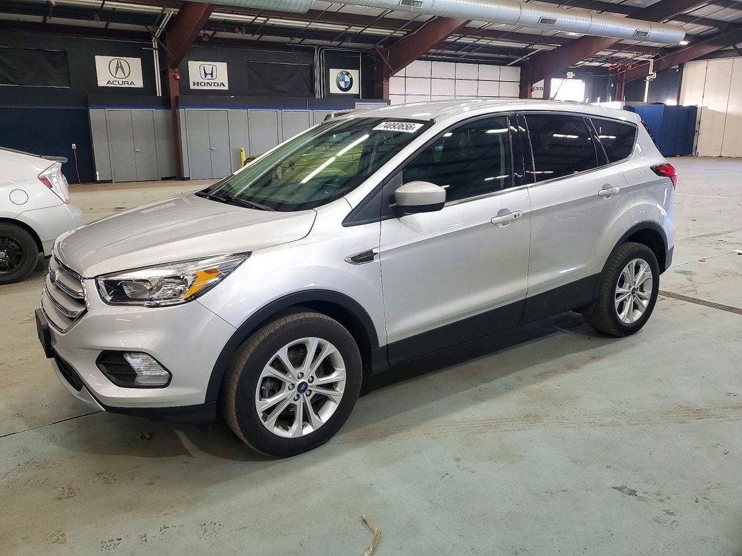 منظر 2019 FORD ESCAPE SE، زاوية 1