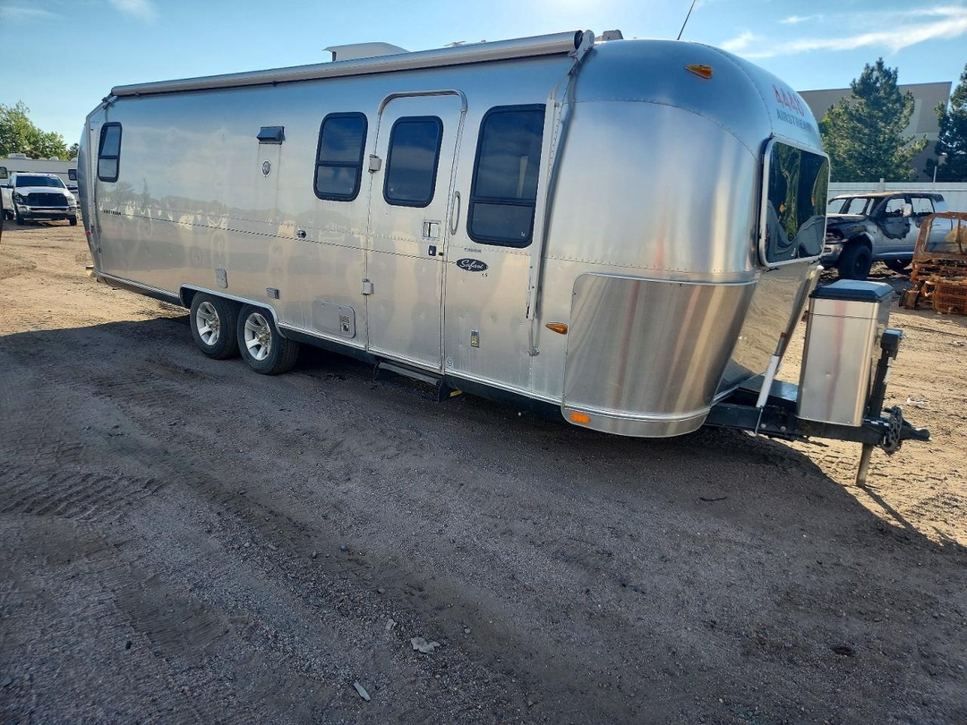 Вид 2006 AIRSTREAM SAFARI CAMPER, угол 1