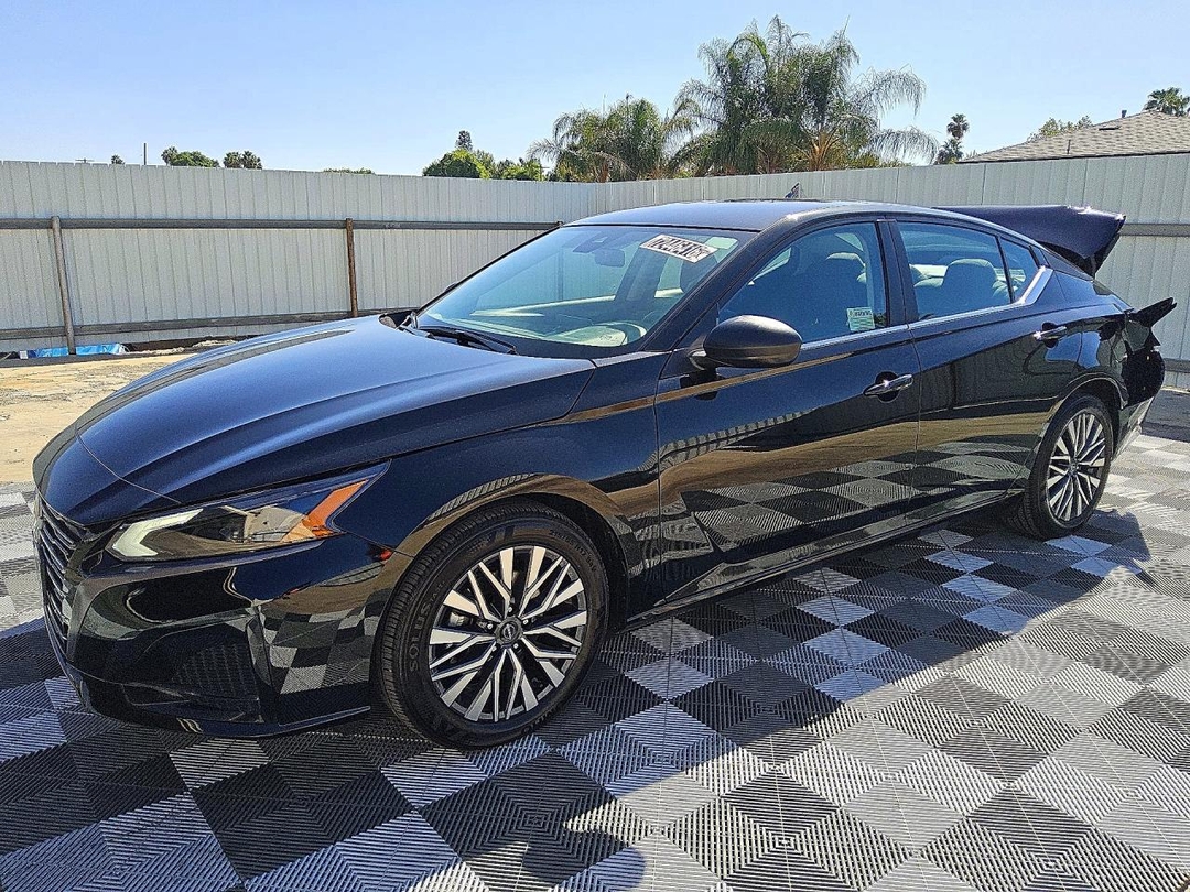 منظر 2026 NISSAN ALTIMA SV، زاوية 1