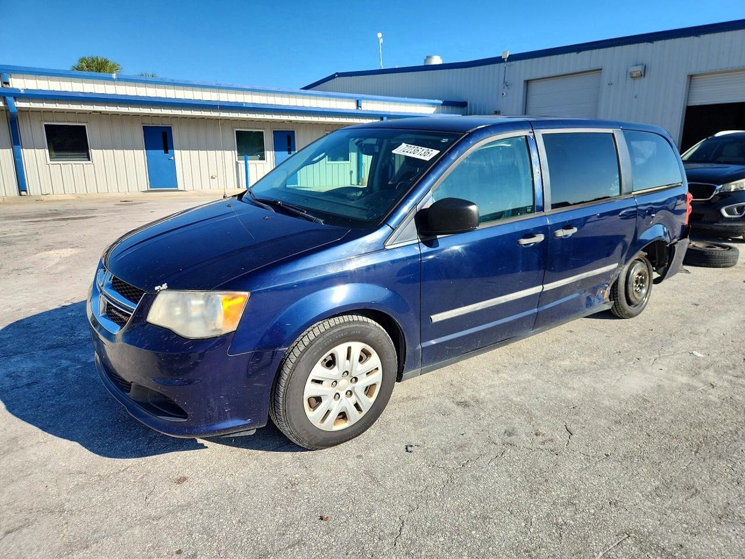 Vue de 2013 DODGE GRAND CARAVAN SE, angle 1