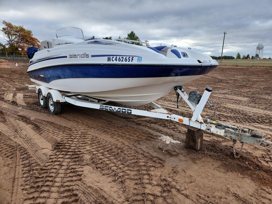 منظر 2002 SEA-DOO BOMBARDIER BOAT، زاوية 1