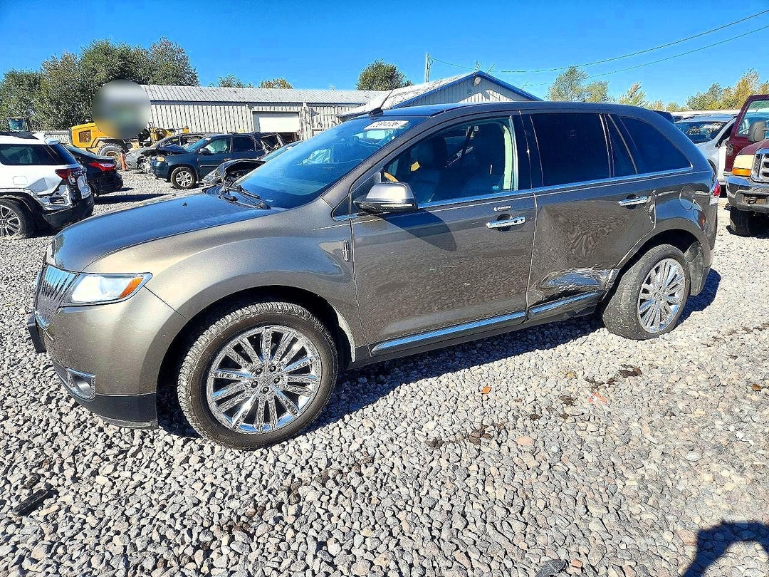 Vue de 2012 LINCOLN MKX, angle 1