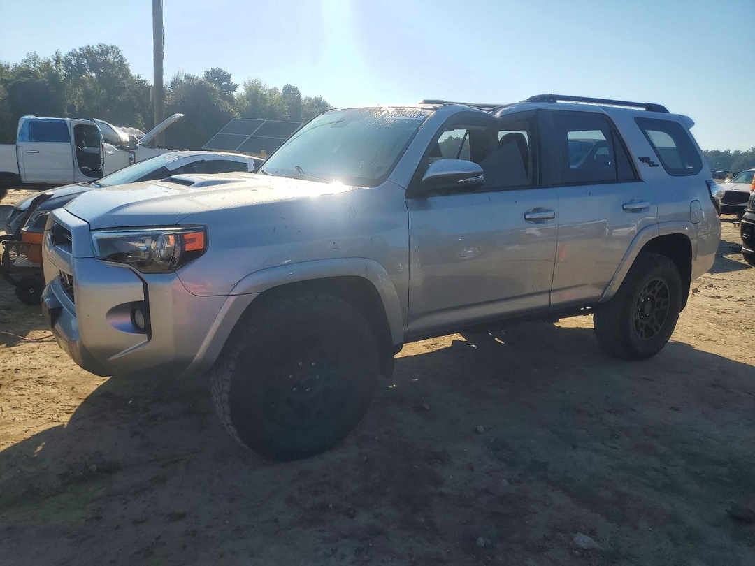 منظر 2020 TOYOTA 4RUNNER TRD OFF-ROAD PREMIUM، زاوية 1