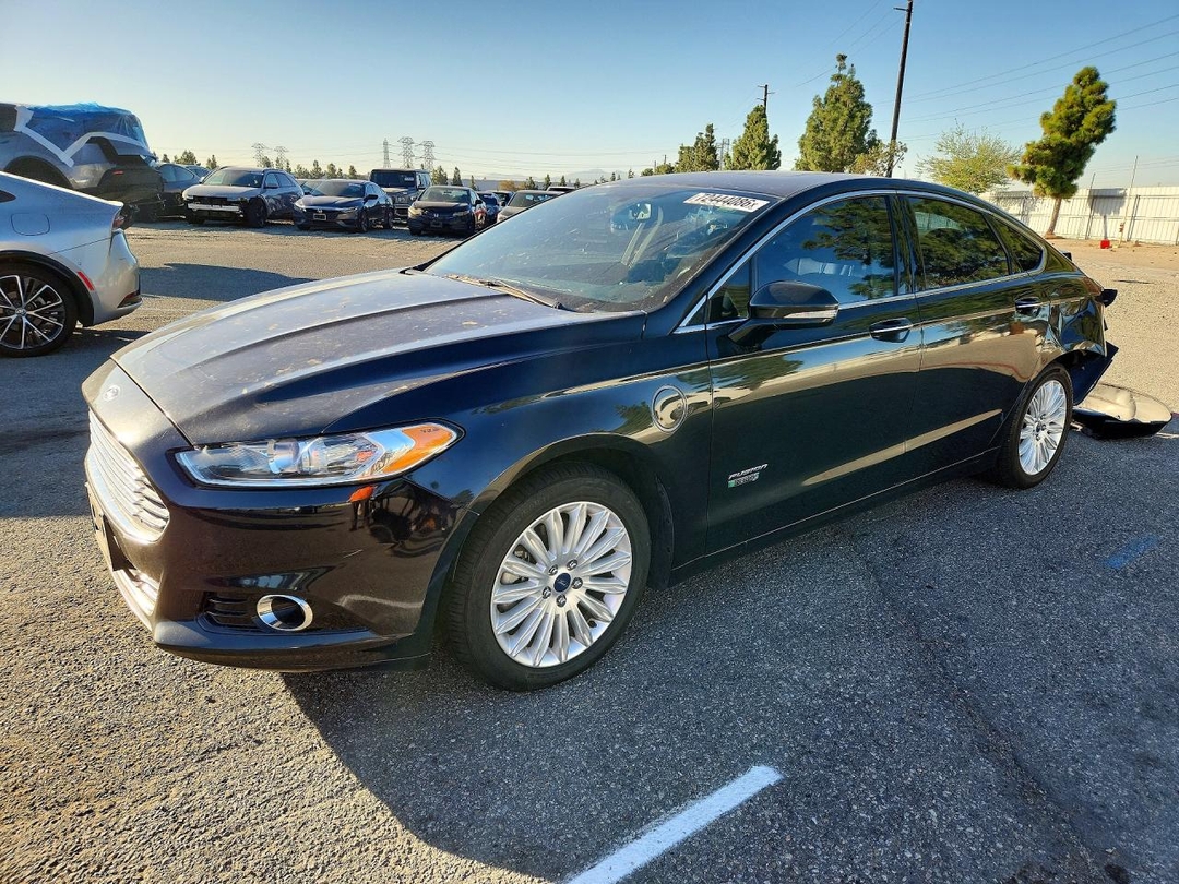 Вид 2015 FORD FUSION TITANIUM PHEV, угол 1