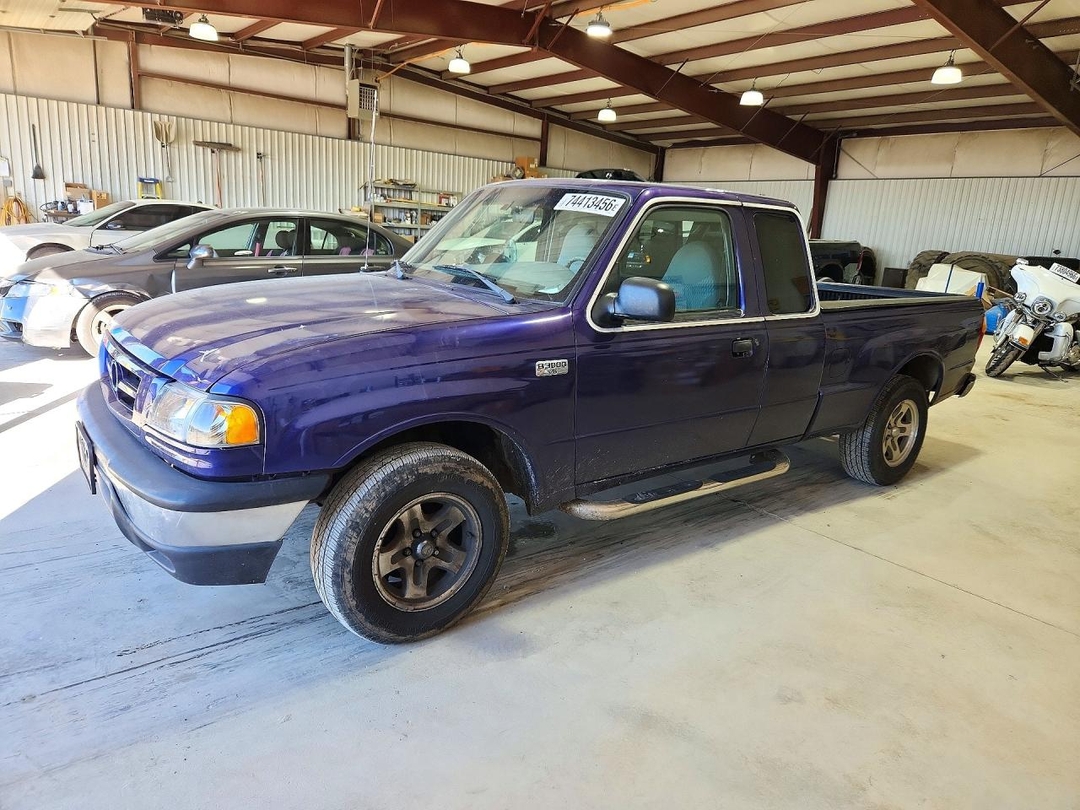 منظر 2001 MAZDA B3000 CAB PLUS، زاوية 1