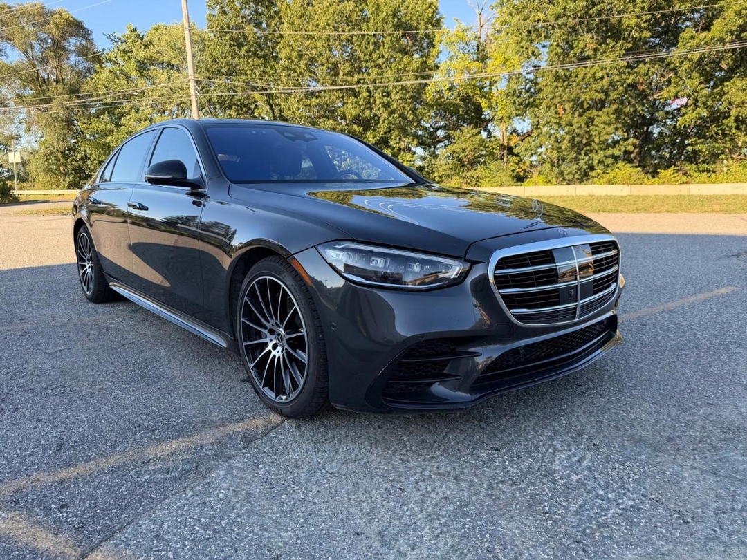 Вид 2022 MERCEDES-BENZ S 580 4MATIC, угол 1