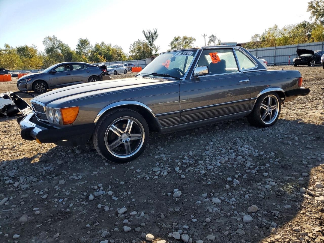 Vista de 1982 MERCEDES-BENZ 380 SL, ángulo 1
