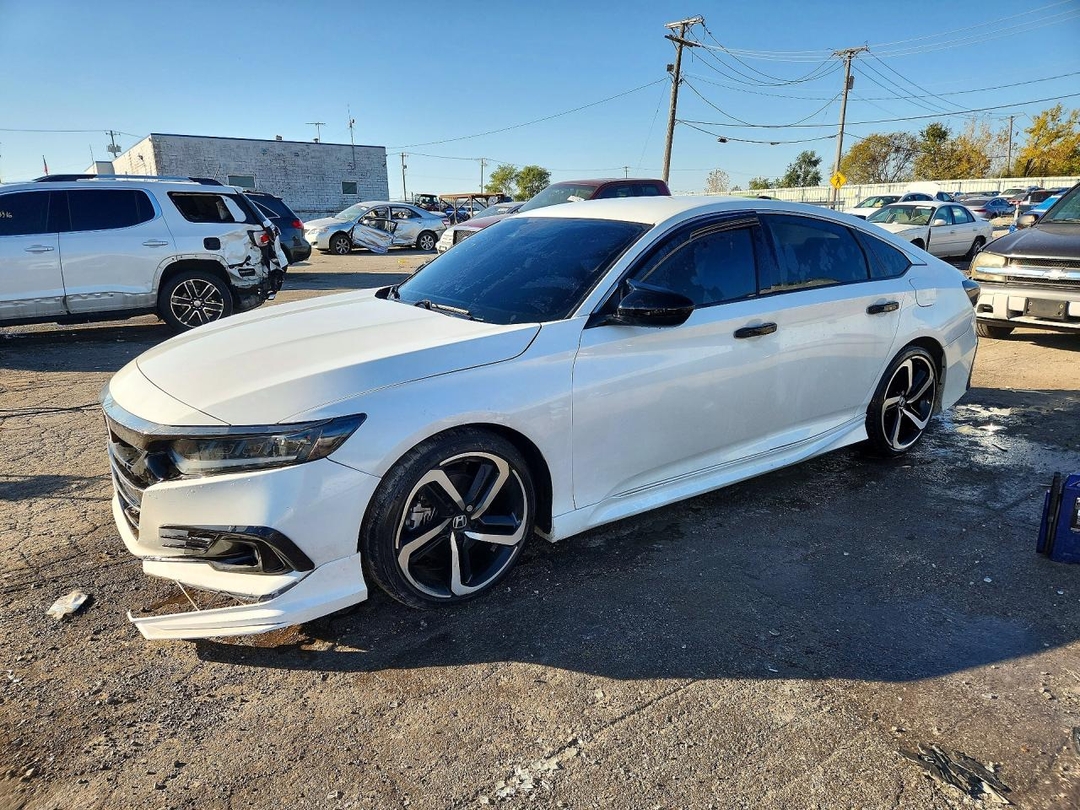 Vue de 2022 HONDA ACCORD HYBRID SPORT, angle 1