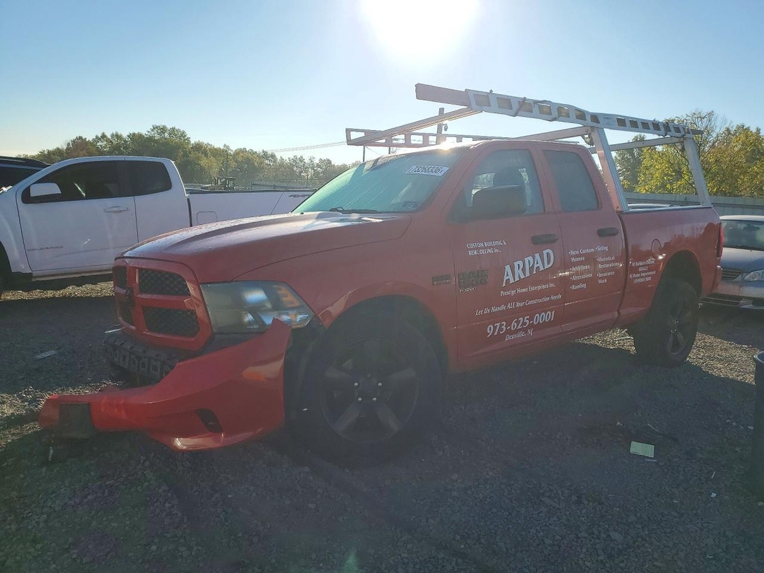 Vista de 2019 RAM 1500 CLASSIC TRADESMAN, ángulo 1
