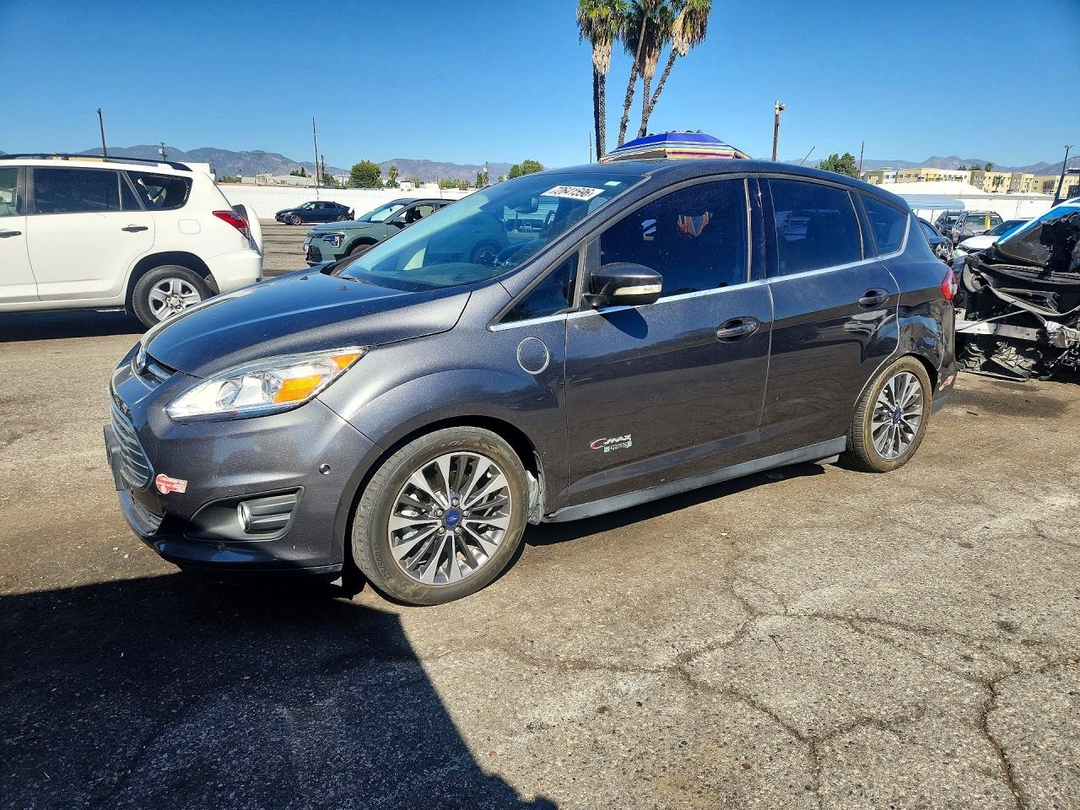 منظر 2017 FORD C-MAX TITANIUM، زاوية 1
