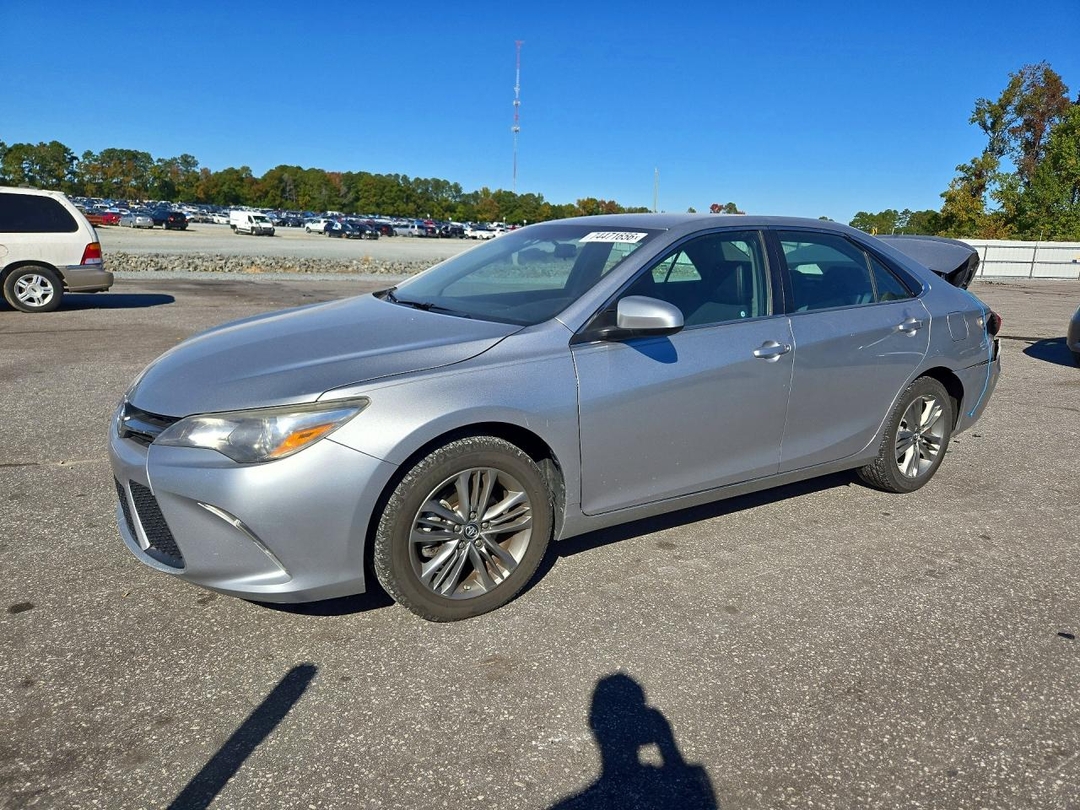 Vedere 2017 TOYOTA CAMRY SE, unghi 1