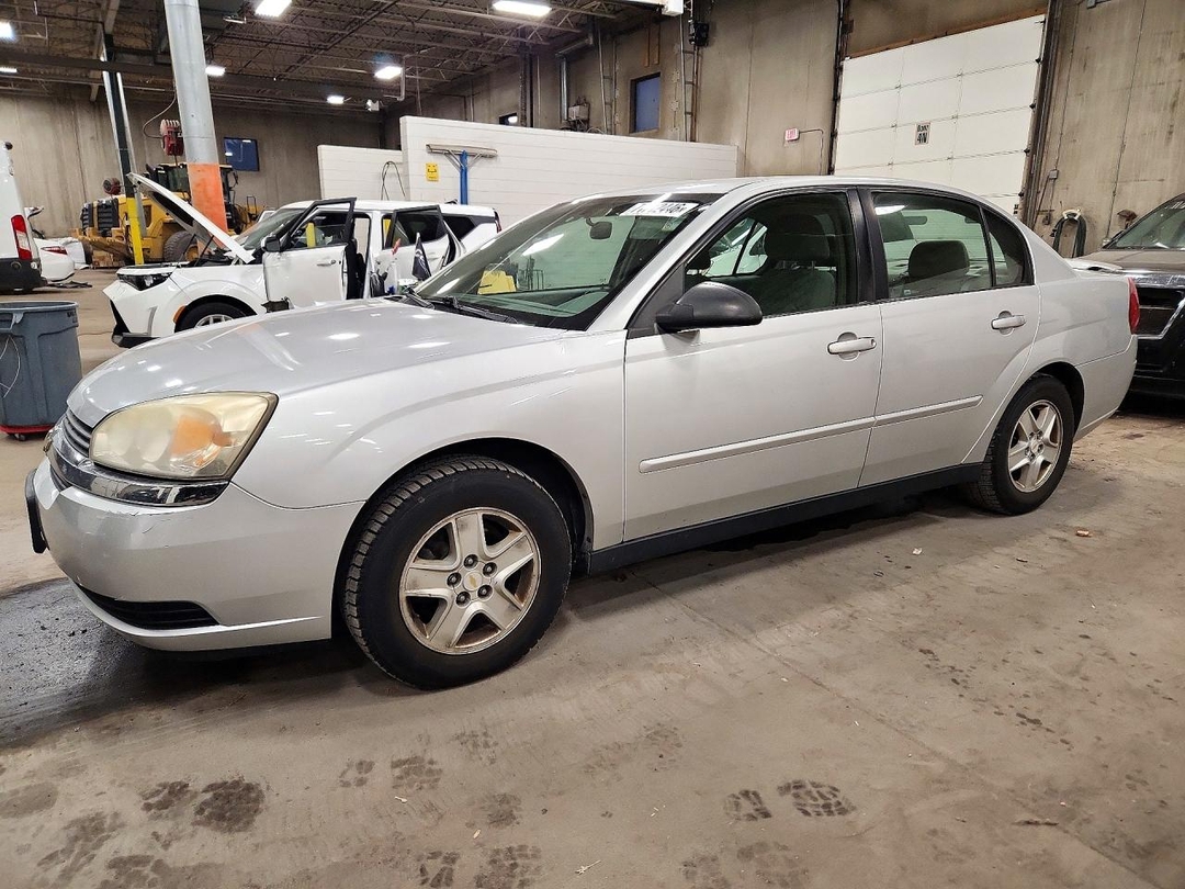 Vue de 2005 CHEVROLET MALIBU LS, angle 1