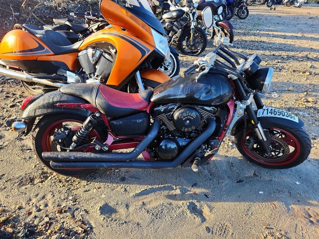 منظر 2008 KAWASAKI VN1600 B، زاوية 1