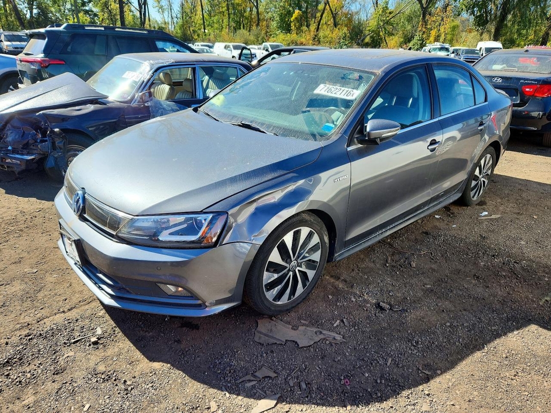 Вид 2015 VOLKSWAGEN JETTA HYBRID, угол 1
