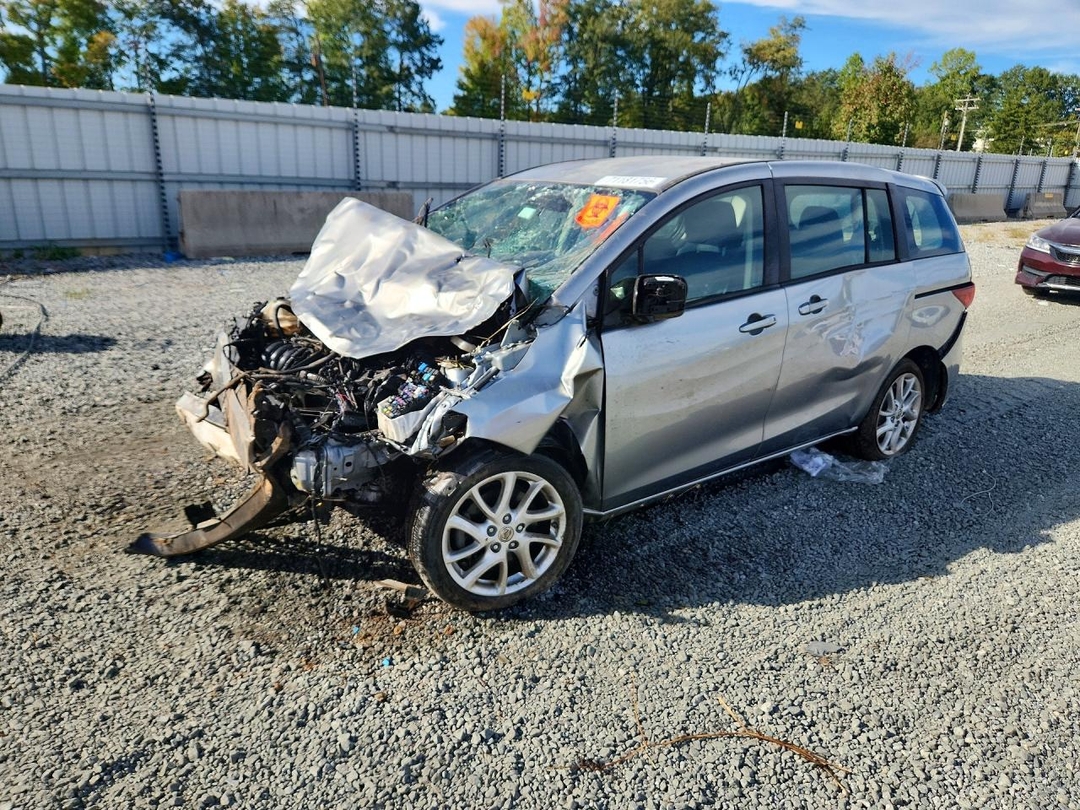 منظر 2012 MAZDA 5، زاوية 1