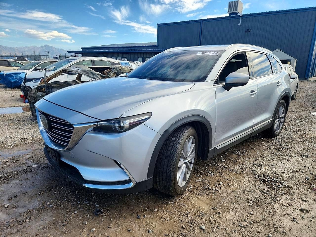 منظر 2016 MAZDA CX-9 GRAND TOURING، زاوية 1
