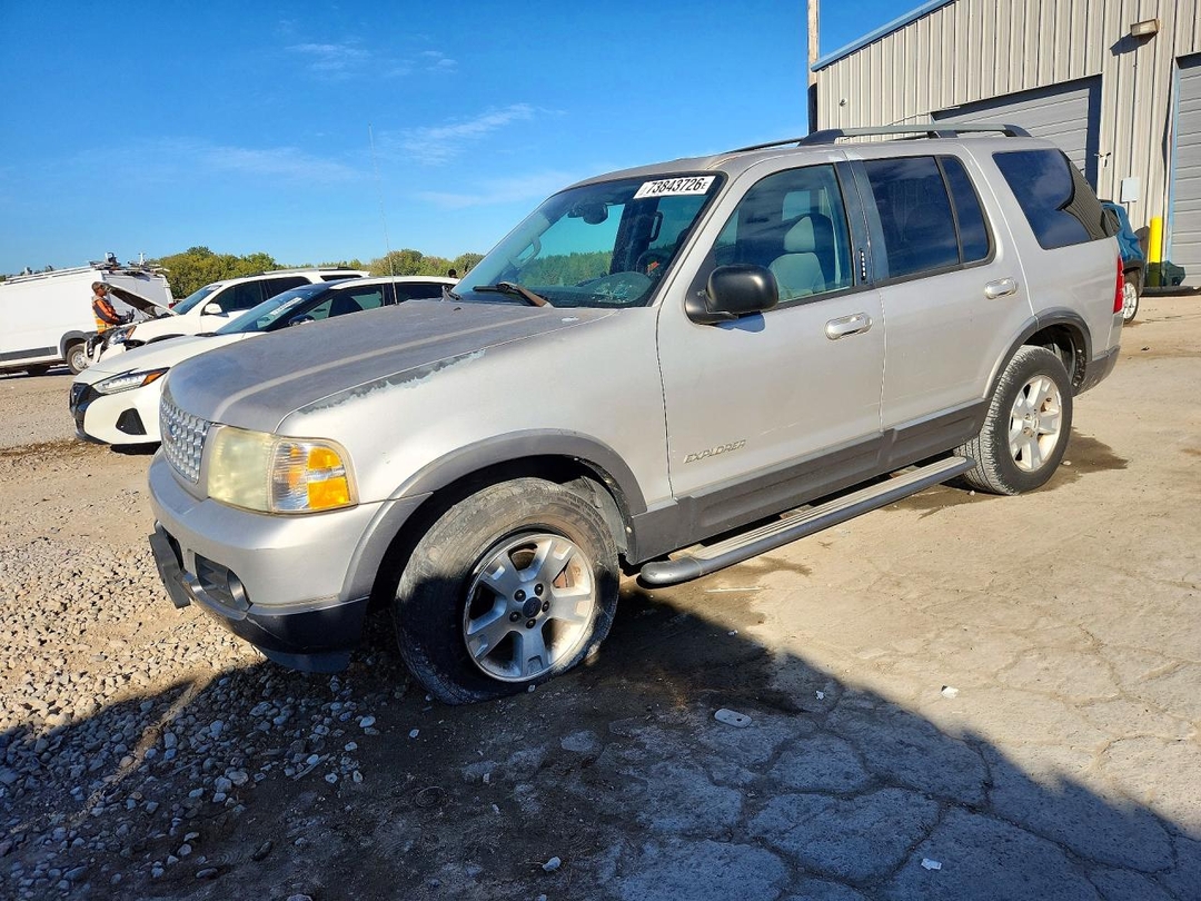 2004 FORD EXPLORER XLT view, angle 1