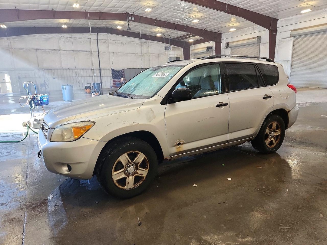 Вид 2007 TOYOTA RAV4 BASE, угол 1