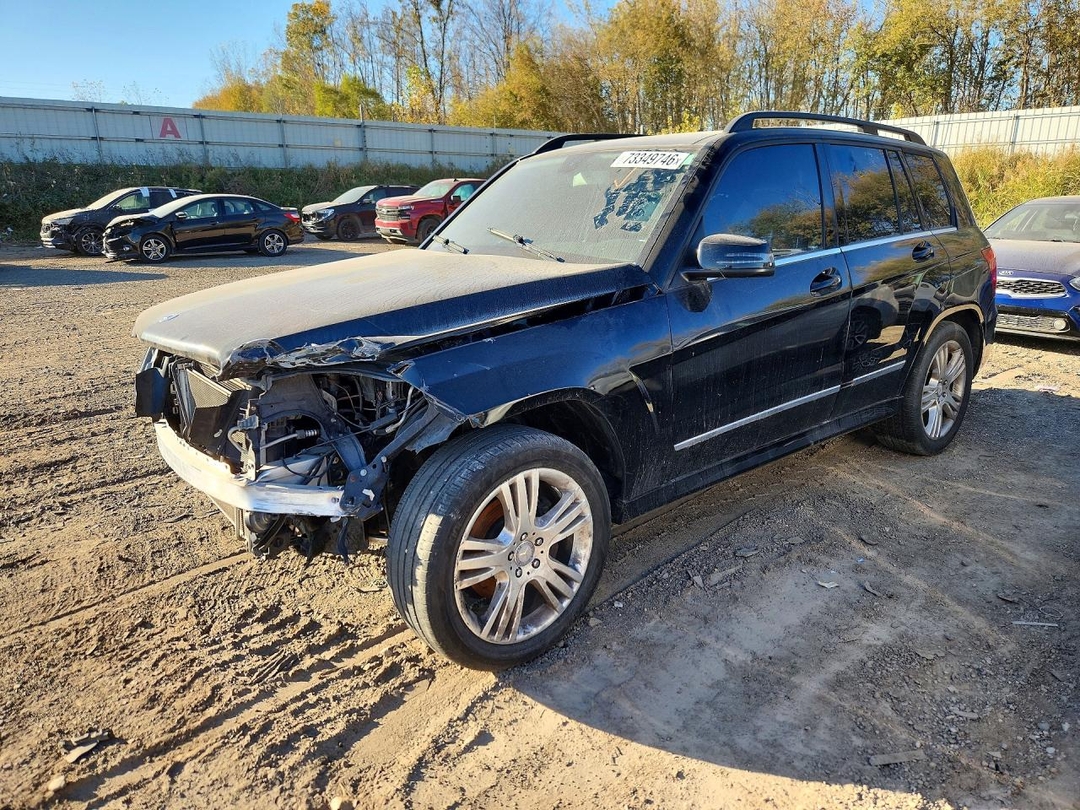 Vue de 2014 MERCEDES-BENZ GLK 350 4MATIC, angle 1