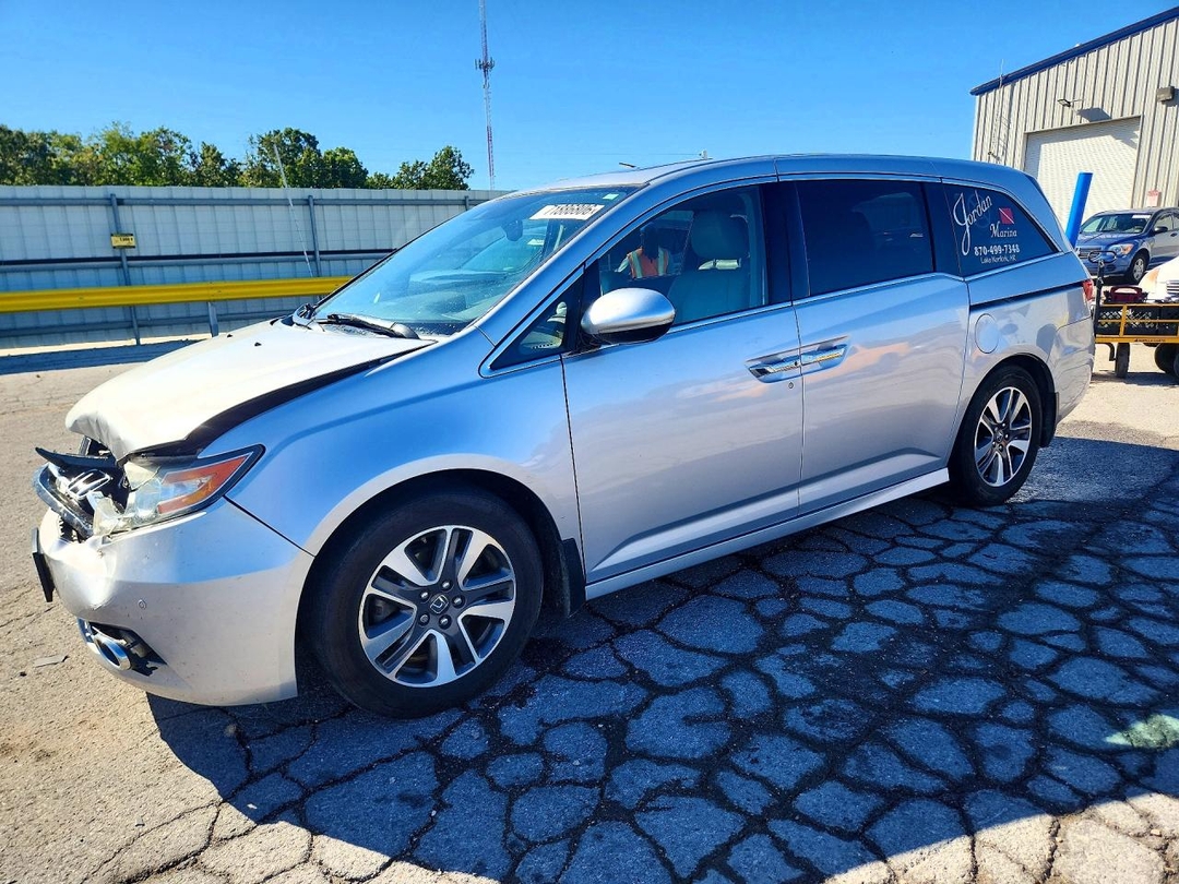 Вид 2015 HONDA ODYSSEY TOURING, угол 1