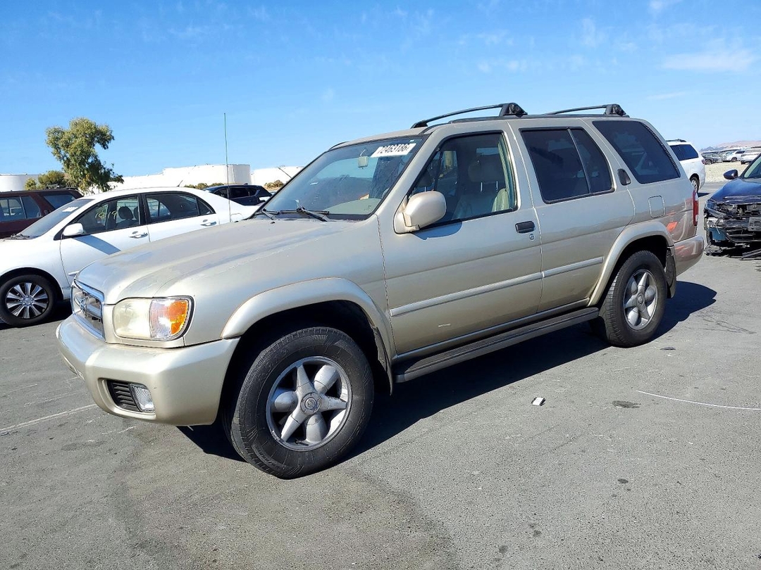 Вид 2001 NISSAN PATHFINDER SE, угол 1