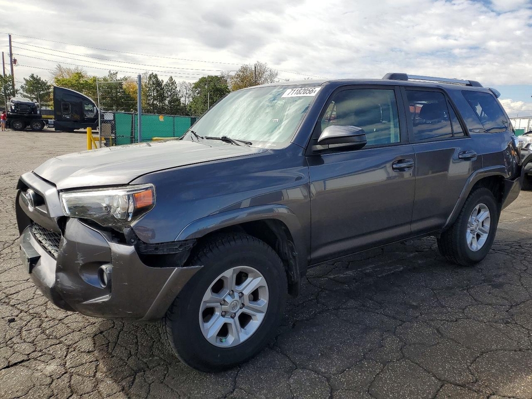 Vista de 2019 TOYOTA 4RUNNER SR5, ángulo 1