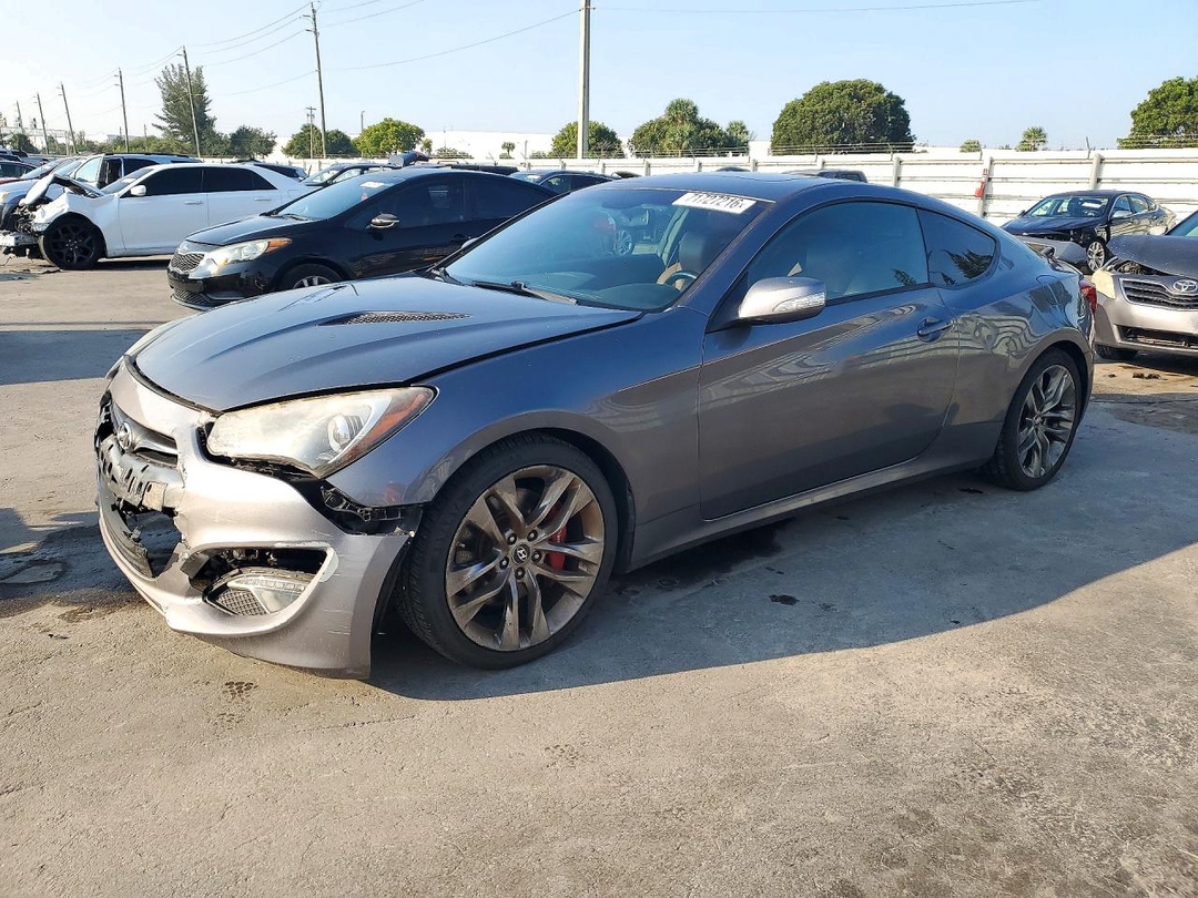 Vue de 2016 HYUNDAI GENESIS COUPE 3.8 ULTIMATE, angle 1