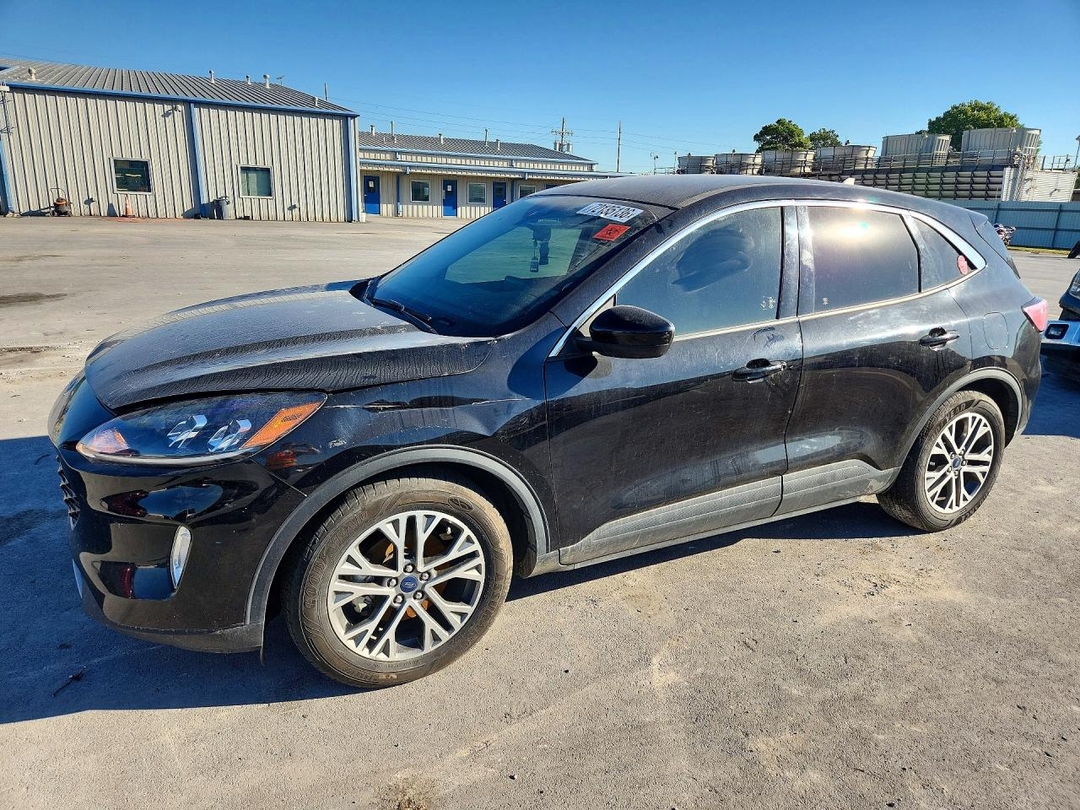 Vue de 2022 FORD ESCAPE SEL, angle 1