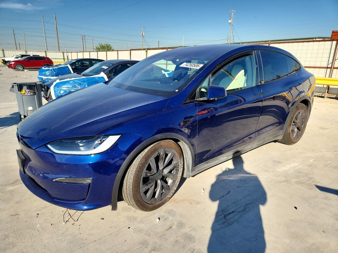 Vue de 2025 TESLA MODEL X, angle 1