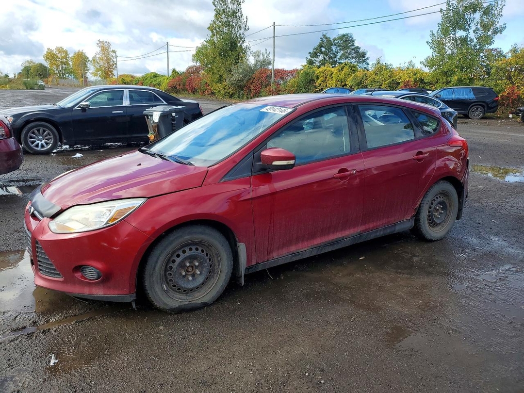 Вид 2013 FORD FOCUS SE, угол 1