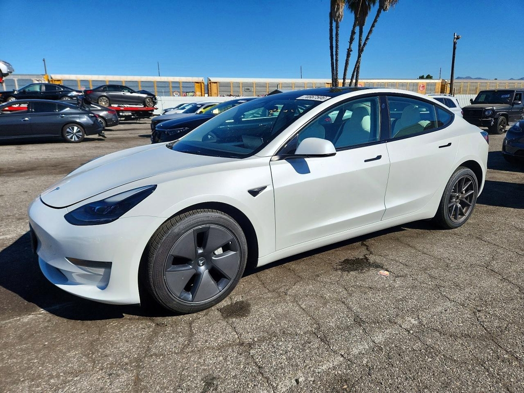 Vista de 2023 TESLA MODEL 3, ángulo 1