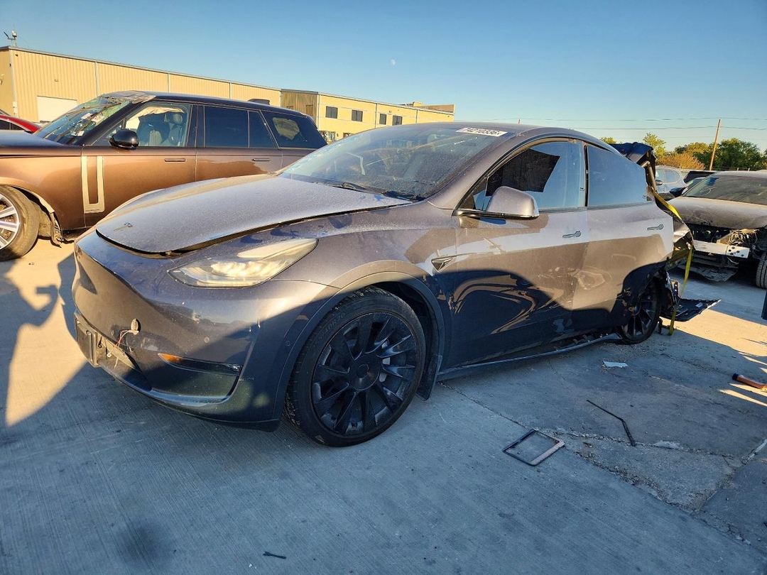 منظر 2021 TESLA MODEL Y، زاوية 1